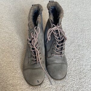 Women’s boots
